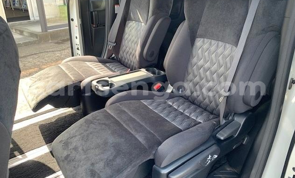 Buy Import Toyota Alphard Other Car in Mbabane in Manzini Buy Import Toyota Alphard Other Car in Mbabane in Manzini