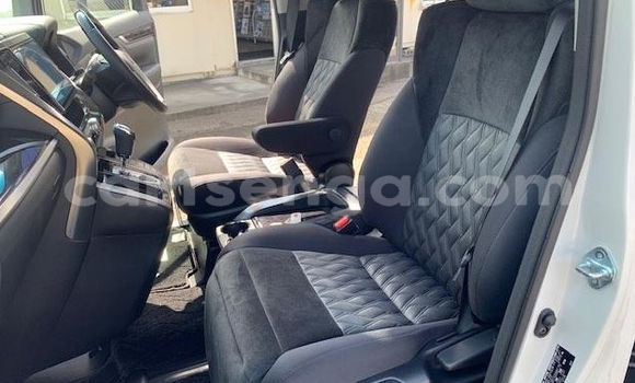 Buy Import Toyota Alphard Other Car in Mbabane in Manzini Buy Import Toyota Alphard Other Car in Mbabane in Manzini