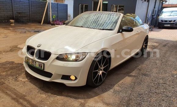 Acheter Occasion Voiture BMW 3–Series Blanc à Bulembu, Hhohho Acheter Occasion Voiture BMW 3–Series Blanc à Bulembu, Hhohho