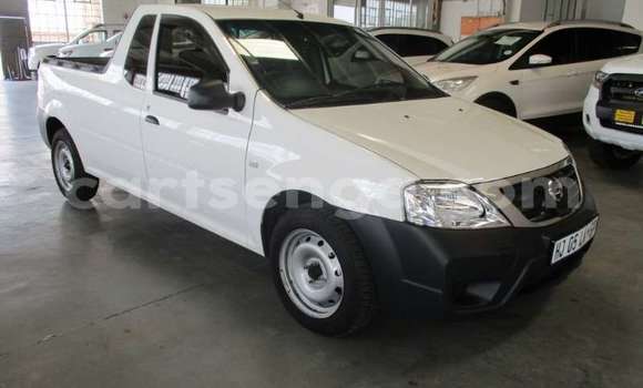 Buy Used Nissan NV200 White Car in Bhunya in Manzini Buy Used Nissan NV200 White Car in Bhunya in Manzini