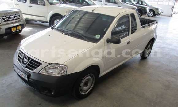 Buy Used Nissan NV200 White Car in Bhunya in Manzini Buy Used Nissan NV200 White Car in Bhunya in Manzini