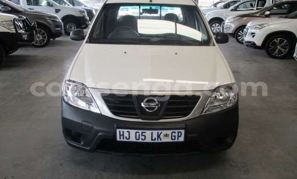 Buy Used Nissan NV200 White Car in Bhunya in Manzini Buy Used Nissan NV200 White Car in Bhunya in Manzini