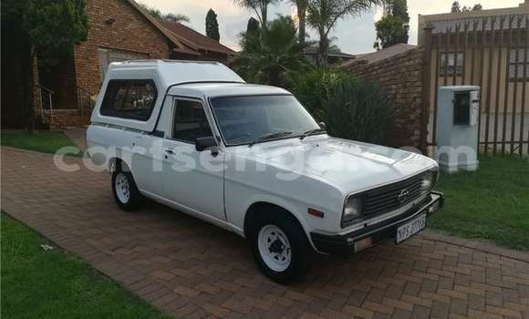 Nunua Ilio tumika Nissan Cherry White Gari ndani ya Big Bend nchini Wilaya ya Lubombo