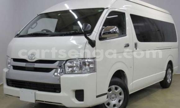 Buy Import Toyota Hiace Other Car in Mbabane in Manzini Buy Import Toyota Hiace Other Car in Mbabane in Manzini