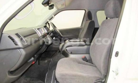 Buy Import Toyota Hiace Other Car in Mbabane in Manzini Buy Import Toyota Hiace Other Car in Mbabane in Manzini