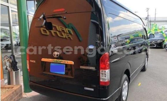 Buy Import Toyota Hiace Other Car in Mbabane in Manzini Buy Import Toyota Hiace Other Car in Mbabane in Manzini