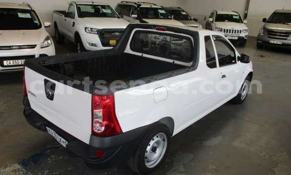 Buy Used Nissan NV200 White Car in Bhunya in Manzini Buy Used Nissan NV200 White Car in Bhunya in Manzini