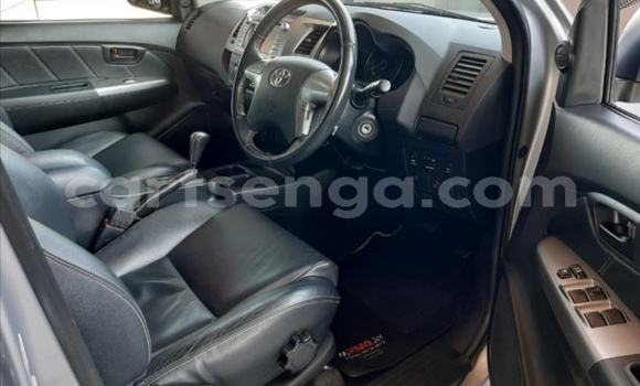 Nunua Ilio tumika Toyota Hilux Silver Gari ndani ya Big Bend nchini Lubombo Nunua Ilio tumika Toyota Hilux Silver Gari ndani ya Big Bend nchini Lubombo