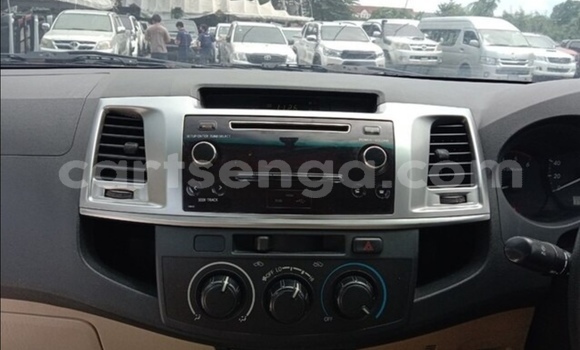 Nunua Ilio tumika Toyota Hilux Silver Gari ndani ya Big Bend nchini Lubombo Nunua Ilio tumika Toyota Hilux Silver Gari ndani ya Big Bend nchini Lubombo