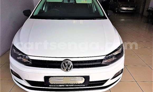 Buy Used Volkswagen Polo White Car in Bhunya in Manzini Buy Used Volkswagen Polo White Car in Bhunya in Manzini