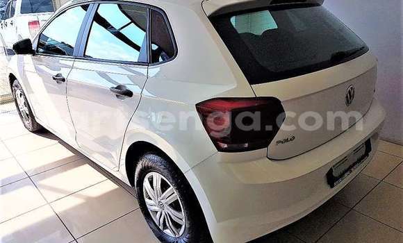 Buy Used Volkswagen Polo White Car in Bhunya in Manzini Buy Used Volkswagen Polo White Car in Bhunya in Manzini