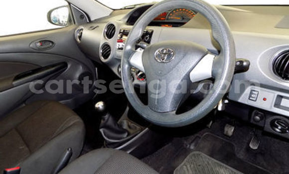 Acheter Occasion Voiture Toyota Etios Blanc à Ezulwini, Hhohho Acheter Occasion Voiture Toyota Etios Blanc à Ezulwini, Hhohho