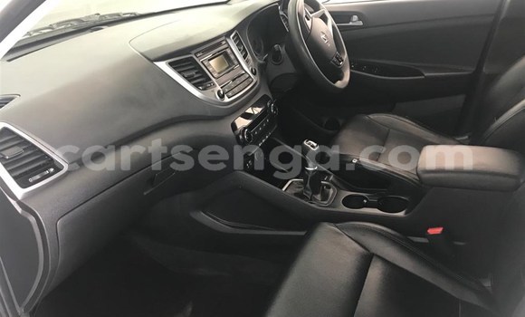 Buy Used Hyundai Tucson White Car in Mbabane in Manzini Buy Used Hyundai Tucson White Car in Mbabane in Manzini