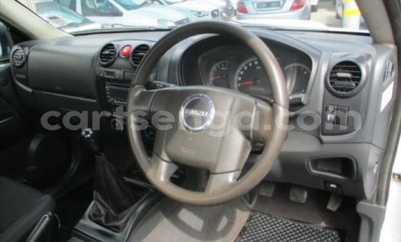 Acheter Occasion Voiture Isuzu KB Blanc à Ezulwini, Hhohho Acheter Occasion Voiture Isuzu KB Blanc à Ezulwini, Hhohho