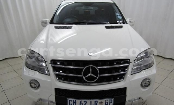Buy Used Mercedes‒Benz ML–Class White Car in Big Bend in Lubombo District Buy Used Mercedes‒Benz ML–Class White Car in Big Bend in Lubombo District