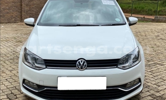 Nunua Ilio tumika Volkswagen Polo White Gari ndani ya Big Bend nchini Wilaya ya Lubombo Nunua Ilio tumika Volkswagen Polo White Gari ndani ya Big Bend nchini Wilaya ya Lubombo