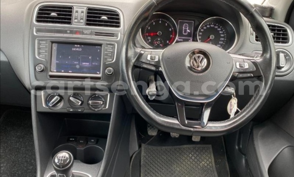 Nunua Ilio tumika Volkswagen Polo White Gari ndani ya Big Bend nchini Wilaya ya Lubombo Nunua Ilio tumika Volkswagen Polo White Gari ndani ya Big Bend nchini Wilaya ya Lubombo