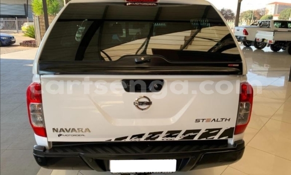 Acheter Occasion Voiture Nissan Navara Blanc à Big Bend, Lubombo Acheter Occasion Voiture Nissan Navara Blanc à Big Bend, Lubombo