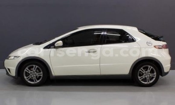 Buy Used Honda Civic White Car in Ezulwini in Hhohho Buy Used Honda Civic White Car in Ezulwini in Hhohho