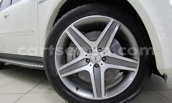 Buy Used Mercedes‒Benz ML–Class White Car in Big Bend in Lubombo District Buy Used Mercedes‒Benz ML–Class White Car in Big Bend in Lubombo District