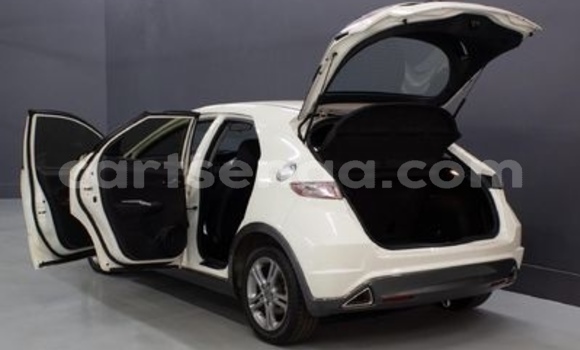 Buy Used Honda Civic White Car in Ezulwini in Hhohho Buy Used Honda Civic White Car in Ezulwini in Hhohho