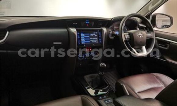 Acheter Occasion Voiture Toyota Fortuner Blanc à Ezulwini, Hhohho Acheter Occasion Voiture Toyota Fortuner Blanc à Ezulwini, Hhohho