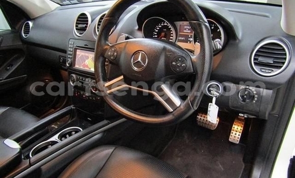 Buy Used Mercedes‒Benz ML–Class White Car in Big Bend in Lubombo District Buy Used Mercedes‒Benz ML–Class White Car in Big Bend in Lubombo District
