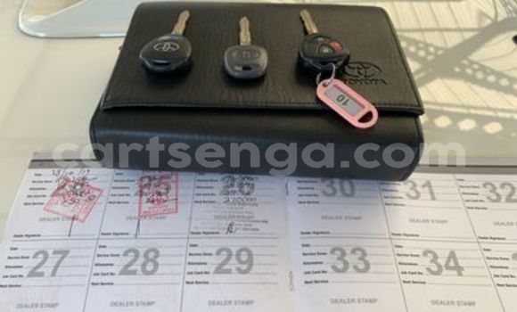 Nunua Ilio tumika Toyota Fortuner White Gari ndani ya Ezulwini nchini Hhohho Nunua Ilio tumika Toyota Fortuner White Gari ndani ya Ezulwini nchini Hhohho