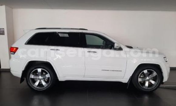 Buy Used Jeep Grand Cherokee White Car in Ezulwini in Hhohho Buy Used Jeep Grand Cherokee White Car in Ezulwini in Hhohho
