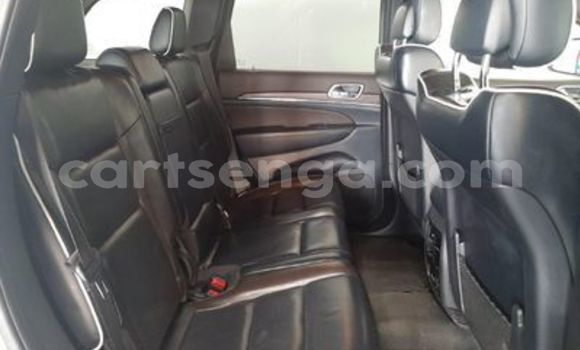 Buy Used Jeep Grand Cherokee White Car in Ezulwini in Hhohho Buy Used Jeep Grand Cherokee White Car in Ezulwini in Hhohho