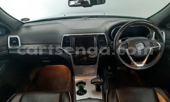 Buy Used Jeep Grand Cherokee White Car in Ezulwini in Hhohho Buy Used Jeep Grand Cherokee White Car in Ezulwini in Hhohho