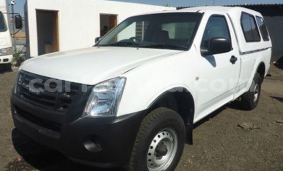 Acheter Occasion Voiture Isuzu KB Blanc à Ezulwini, Hhohho