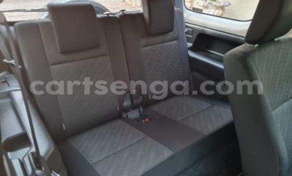 Nunua Ilio tumika Suzuki Jimny Silver Gari ndani ya Ezulwini nchini Hhohho Nunua Ilio tumika Suzuki Jimny Silver Gari ndani ya Ezulwini nchini Hhohho