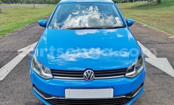 Buy Used Volkswagen Polo Blue Car in Ezulwini in Hhohho Buy Used Volkswagen Polo Blue Car in Ezulwini in Hhohho