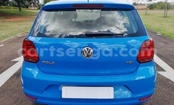 Buy Used Volkswagen Polo Blue Car in Ezulwini in Hhohho Buy Used Volkswagen Polo Blue Car in Ezulwini in Hhohho