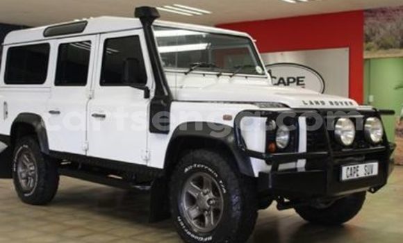 Acheter Occasion Voiture Land Rover Defender Blanc à Ezulwini, Hhohho Acheter Occasion Voiture Land Rover Defender Blanc à Ezulwini, Hhohho