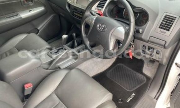 Acheter Occasion Voiture Toyota Hilux Blanc à Ezulwini, Hhohho Acheter Occasion Voiture Toyota Hilux Blanc à Ezulwini, Hhohho