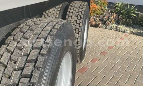 Acheter Occasion Voiture Nissan Urvan Blanc à Ezulwini, Hhohho Acheter Occasion Voiture Nissan Urvan Blanc à Ezulwini, Hhohho