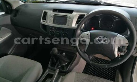 Acheter Occasion Voiture Toyota Hilux Blanc à Ezulwini, Hhohho Acheter Occasion Voiture Toyota Hilux Blanc à Ezulwini, Hhohho