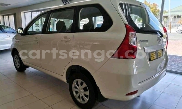 Acheter Occasion Voiture Toyota Avanza Blanc à Ezulwini, Hhohho Acheter Occasion Voiture Toyota Avanza Blanc à Ezulwini, Hhohho