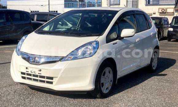 Acheter Occasion Voiture Honda FIT Blanc à Bulembu, Hhohho
