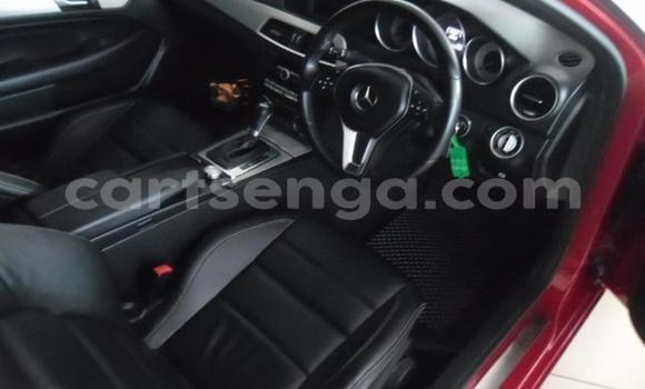 Acheter Occasion Voiture Mercedes‒Benz C–Class Rouge à Manzini, Manzini Acheter Occasion Voiture Mercedes‒Benz C–Class Rouge à Manzini, Manzini