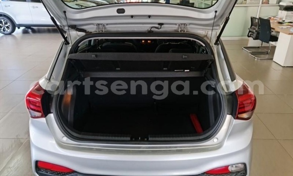 Nunua Ilio tumika Hyundai i20 Silver Gari ndani ya Big Bend nchini Wilaya ya Lubombo Nunua Ilio tumika Hyundai i20 Silver Gari ndani ya Big Bend nchini Wilaya ya Lubombo