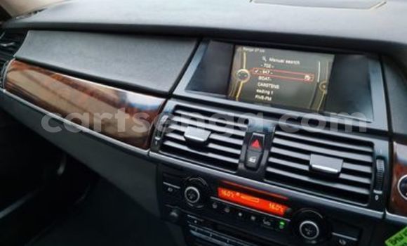 Nunua Ilio tumika BMW X3 Silver Gari ndani ya Ezulwini nchini Hhohho Nunua Ilio tumika BMW X3 Silver Gari ndani ya Ezulwini nchini Hhohho