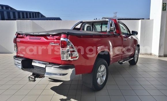 Buy Used Toyota Hilux Red Car in Bhunya in Manzini Buy Used Toyota Hilux Red Car in Bhunya in Manzini