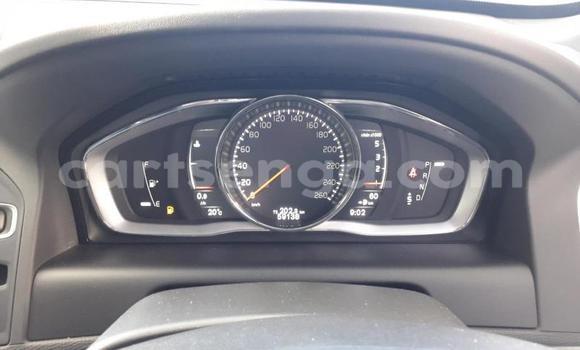 Nunua Ilio tumika Volvo XC60 Blue Gari ndani ya Big Bend nchini Lubombo Nunua Ilio tumika Volvo XC60 Blue Gari ndani ya Big Bend nchini Lubombo