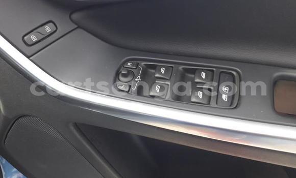 Nunua Ilio tumika Volvo XC60 Blue Gari ndani ya Big Bend nchini Lubombo Nunua Ilio tumika Volvo XC60 Blue Gari ndani ya Big Bend nchini Lubombo