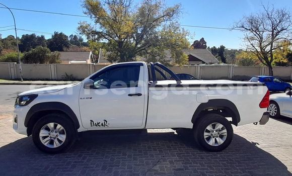 Acheter Occasion Voiture Toyota Hilux Blanc à Ezulwini, Hhohho Acheter Occasion Voiture Toyota Hilux Blanc à Ezulwini, Hhohho