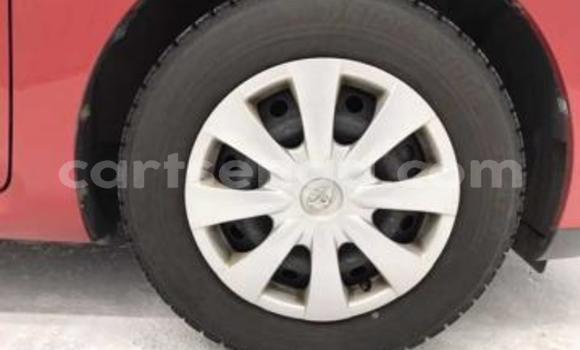 Nunua Ilio tumika Toyota Auris Red Gari ndani ya Hluti nchini Wilaya ya Shiselweni Nunua Ilio tumika Toyota Auris Red Gari ndani ya Hluti nchini Wilaya ya Shiselweni