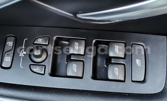 Nunua Ilio tumika Volvo V40 Silver Gari ndani ya Big Bend nchini Lubombo Nunua Ilio tumika Volvo V40 Silver Gari ndani ya Big Bend nchini Lubombo